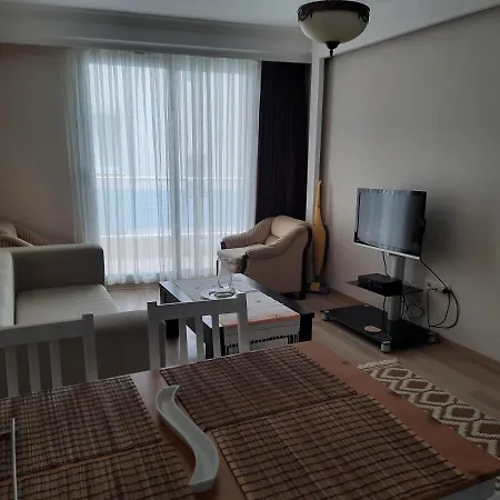 Cozy Apart In City Center Good Location @ Appartamento