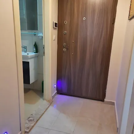Cozy Apart In City Center Good Location @ * Kusadası